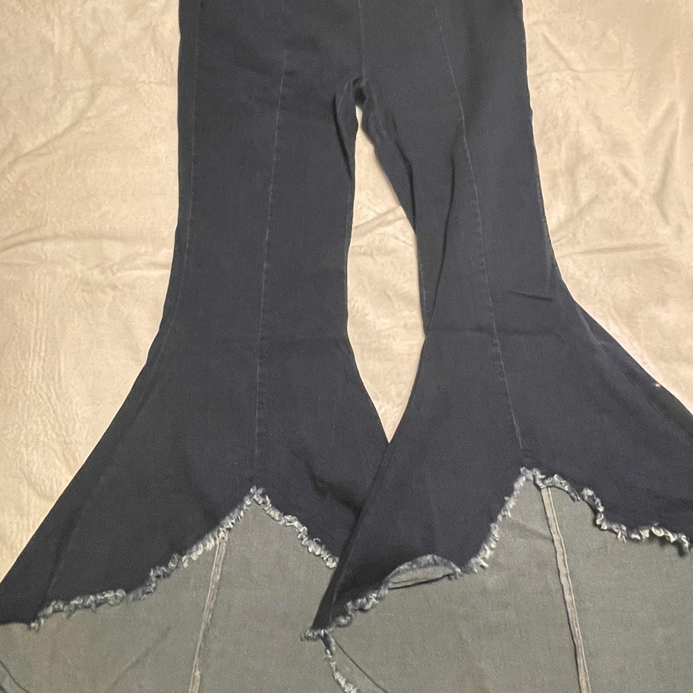 Judy Blue Flairs